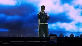Lauv - Paris in the rain (live in Seoul)