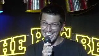 Angry Foreigner Stand Up makes Hipsters Incredibly Uncomfortable [CC]