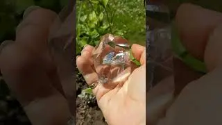Горный грусталь, с бриллиантовой огранкой