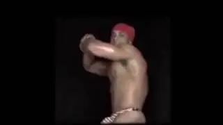Ricardo Milos dances to Cantina Band