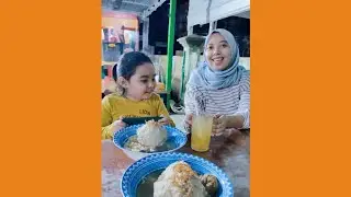 Makan Bakso Super Di Berau