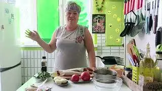 Две рыбки и много овощей. Ужин получился уникально вкусный.