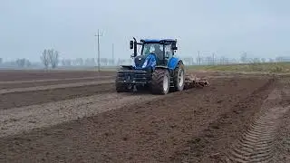 New Holland T7.230 AC i Ostroj Merkur 4m
