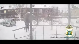 В Советском установлен несовершеннолетний курьер мошенников