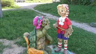 Детство детство ты куда бежишь... детство детство ты куда спешишь.