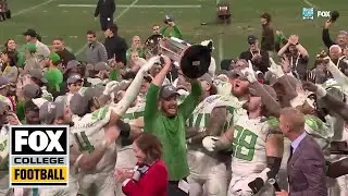 Oregon Ducks hoist the trophy after defeating UNC to win the Holiday Bowl | CFB on FOX