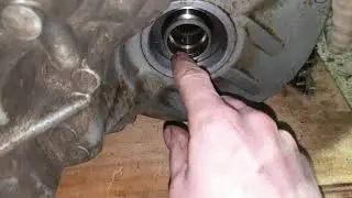 Replacing the Left Axle Oil Seal and O-Ring on a Volvo XC90