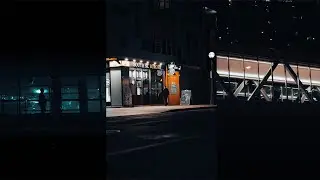 Street Photography in Toronto at Night | Sony A7 IV + 85mm f/1.8