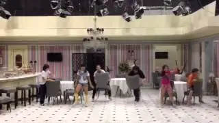 Cinthia Cruz mostra os bastidores dos ensaios do vídeo clipe 