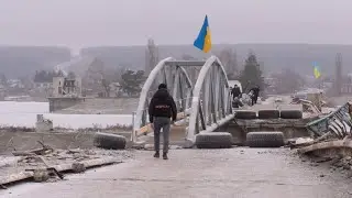 В Старий Салтів повертається життя: з’явився пішохідний міст, чекають на модульні будинки