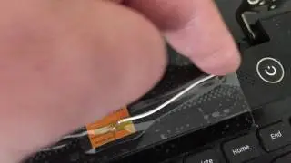 SAMSUNG NP305V5A-T0BRU. Замена матрицы
