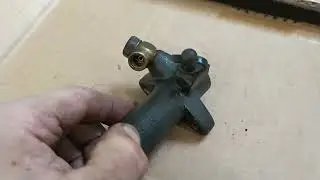 Рабочий цилиндр сцепления. То что лежит в оригинале. Акцент ТагАЗ