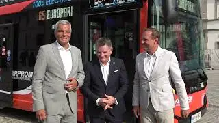 Tako je bilo na prvi vožnji: Po Glavnem trgu in Koroški cesti znova avtobusna linija