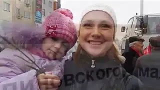 Омск. Демонстрация и митинг к столетию Великого Октября.
