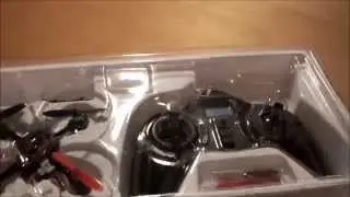 Unboxing quadrocopter Hubsan X4 HD V2 with camera