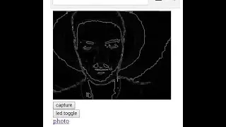 ESP32 CAM Edge Detection Using the Roberts Cross Operator