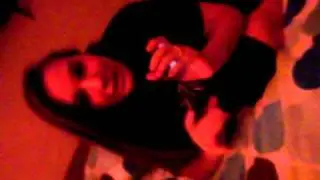 jodiendo a jomii