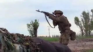 Fighting operation on the Svetlodar arc from the Ucranian Azov regiment.