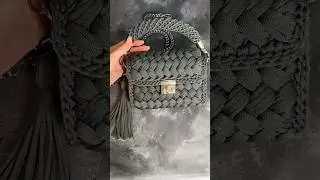 ЦВЕТ-РЕКОРДСМЕН💪🏻 Кстати, у меня новый микрофон, как вам звук? #вязанаясумка #crochetbag