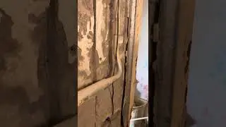 Очистка стен от краски под штукатурку