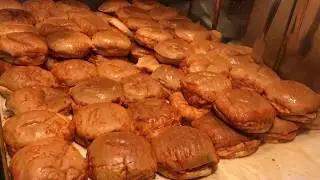 Islak hamburger kızılkayalar bağdat caddesi ,şaşkın bakkal,kadıköy İSTANBUL