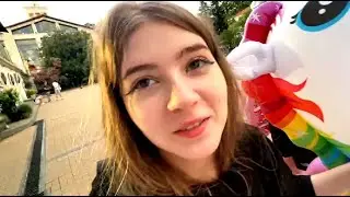 строго хочет чтобы гаечка пришла на день рождения без всего