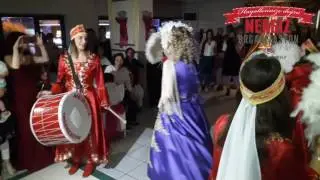 Kına Gecesi Dvulla Giriş Yapan Gelin