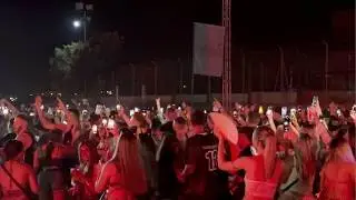NO PHONES policy at the best nightclub in the world!