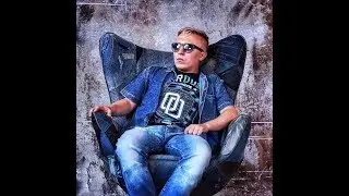Витя АК в новом выпуске "Поясни" объясняет свои строчки.