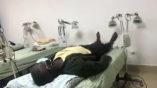 Black visiting a Chinese traditional hospital