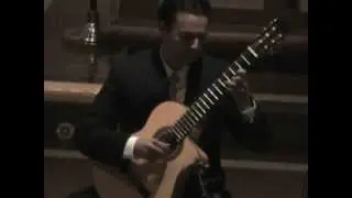 Claudio plays Recuerdos de la Alhambra by F.Tárrega