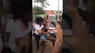 Briga de meninas