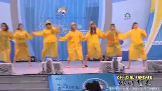 [FANCAM] CHI CHI's Longer rehearsal in rain coats