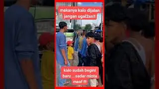 buat pelajaran bagi para sopir bus biar saling menghormati pengguna jalan lain!!!