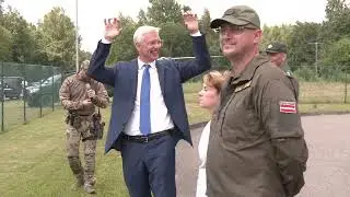 BRĪVĪBU NELŪDZ – BRĪVĪBA IR JĀPAŅEM!