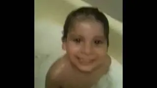 Samir en la bañera