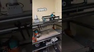 i build robots, guitars, and robots that build guitars 🤖🎸