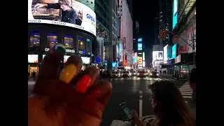 ASMR- Camera Tapping & Scratching in Times Square 🌃(VISUAL TRIGGERS | NEW YORK)