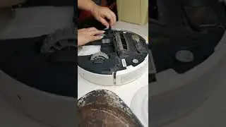 Робот-пылесос! Yamada, как почистить пылесос.