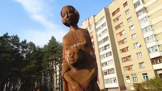 Светлогорск скульптурный. Материнство