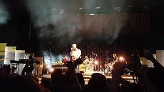 Do I Wanna Know? - Arctic Monkeys (Live in Seattle)