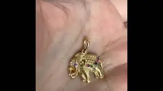 Роскошный золотой кулон