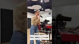 Seville почитала ваши комментарии и пошла учиться петь 🤣 