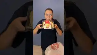 Торт в холодильнике опасно оставлять, пришлось весь съесть😏 