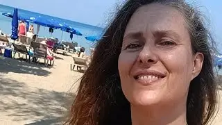 Hi