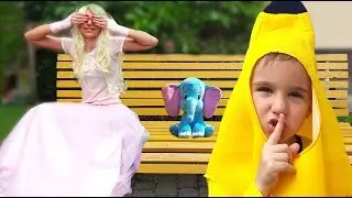 Maxim with princess pretend play Hide and Seek