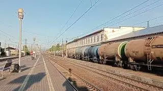 ВЛ10У-075 с грузовым поездом