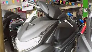 Yamaha GRAVIS Scooter