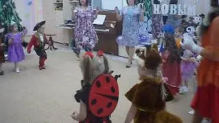 Танец с шишками младшая 2018