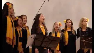 Bulgarian song Hubava Milka by Nevenka Folk Ensemble